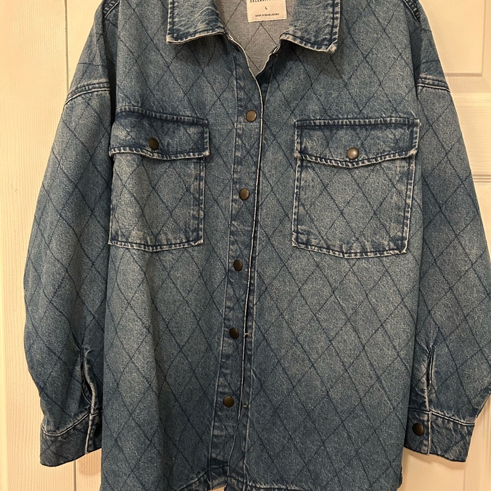 Denim Barn Jacket new never worn. Size Large